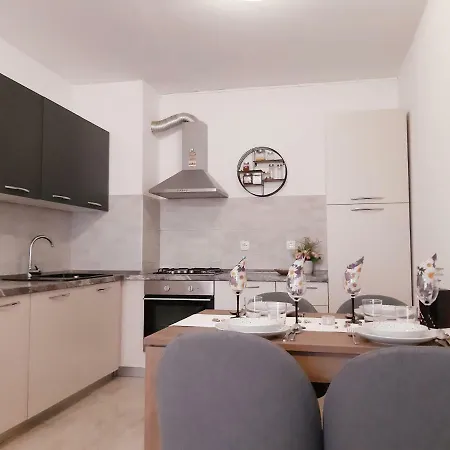 Apartman Adara Apartment *