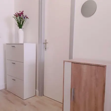 Apartman Adara Apartment
